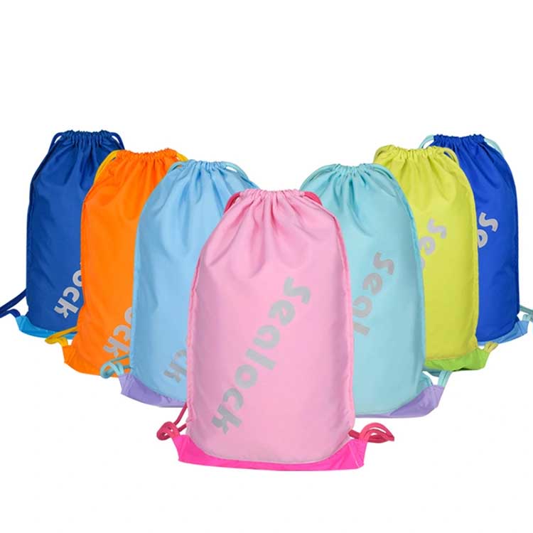 Borsa impermeabile per viaggi con lo zaino in spalla: portatile e a prova di perdite